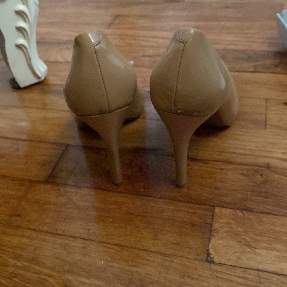Nude heels - Picture 2 of 5